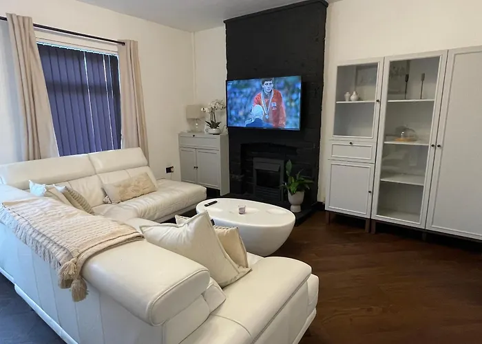 Slick Space For A Standish Stay